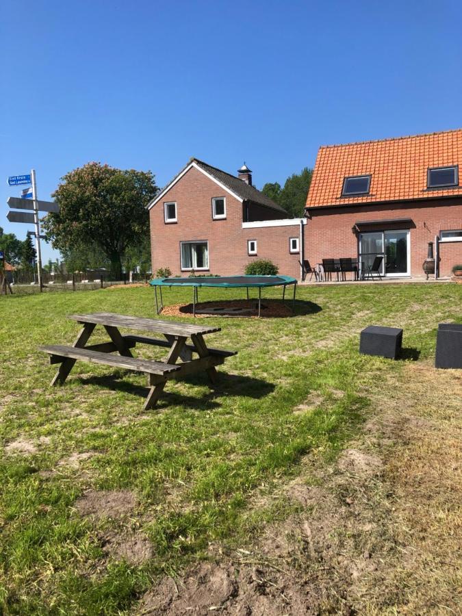 Huisje Op Den Diek Sint Kruis Exterior photo